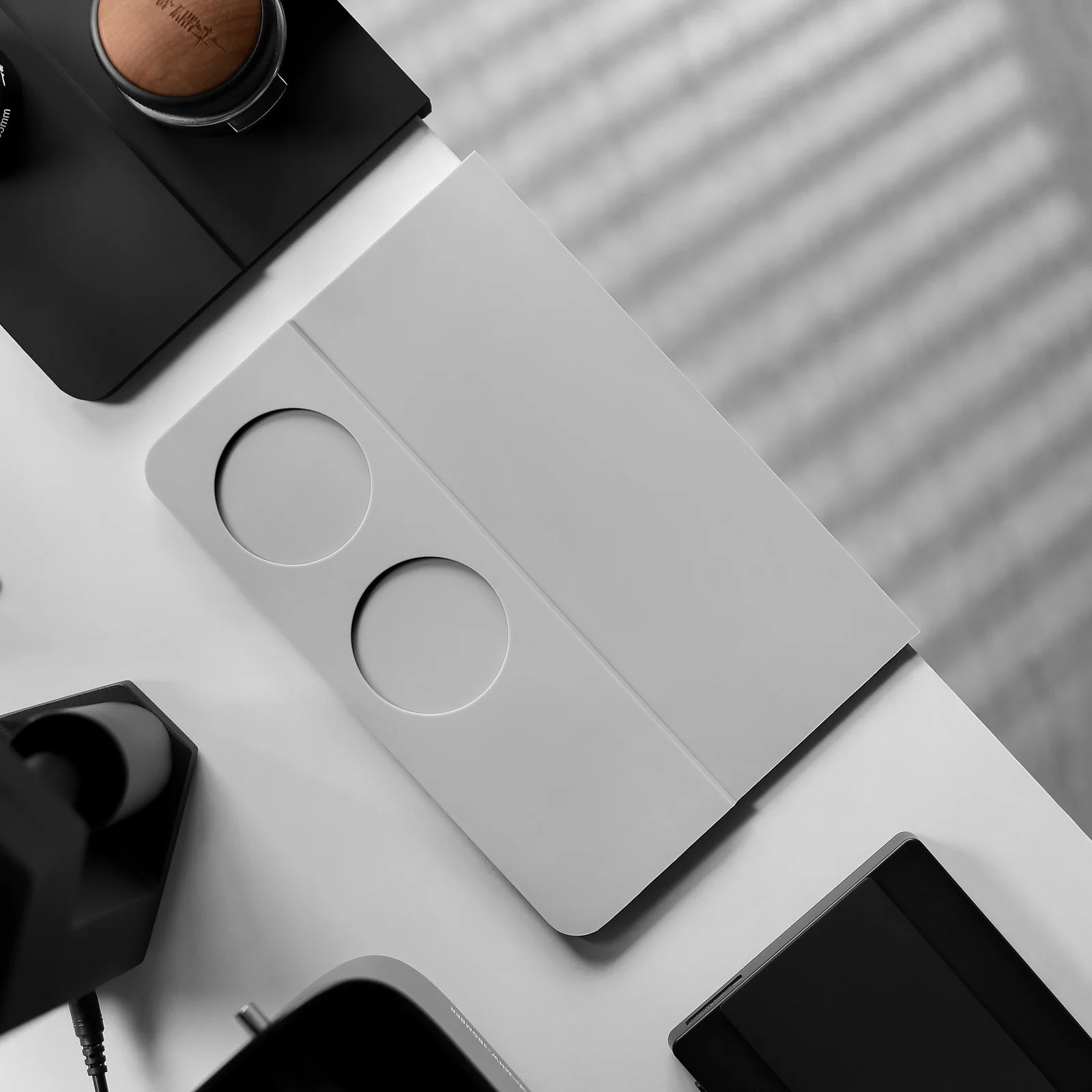 Tapete para Tamper de Café em Silicone com Dois Furos MHW-3BOMBER