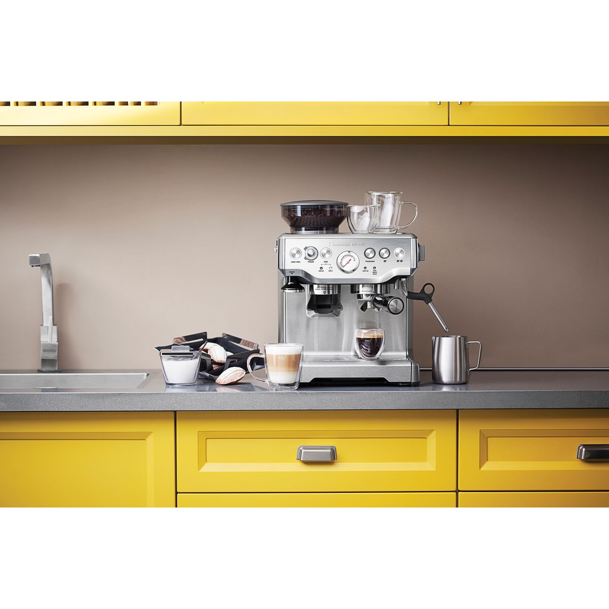 Cafeteira Elétrica Tramontina by Breville Express Pro em Aço Inox com Moedor 2 L